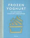 Constance Lorenzi, Mathilde Lorenzi en Alix Baron - Frozen yoghurt